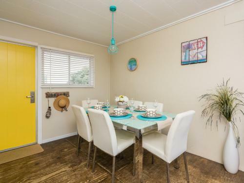Dunes On Devon - Mangawhai Holiday Home