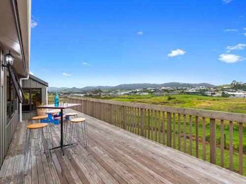 Charmed On Molesworth - Mangawhai Holiday Home