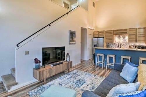 Stylish Anchorage Townhome About 1 Mi To Downtown