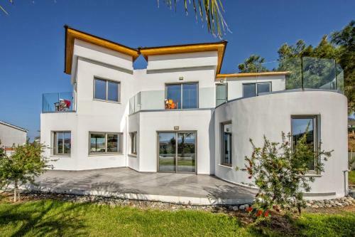 Villa Jan Mari Elen By Villa Plus