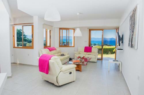 Villa Argaka Heights By Villa Plus