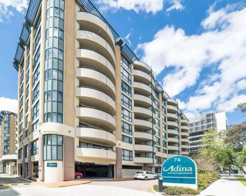 2br 2bath L4 Executive Apartment, In City Centre