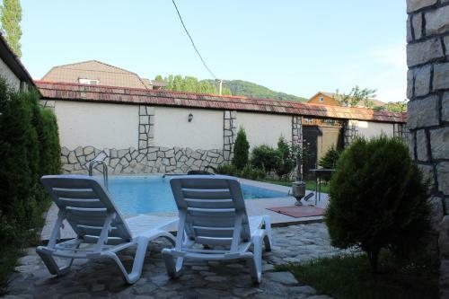 Stone Villa 02