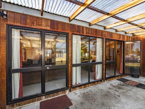 Autsa Lodge - National Park Holiday Home