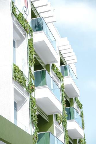 Ledina Hotel
