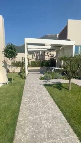 Sunshine Green Coast Apartment