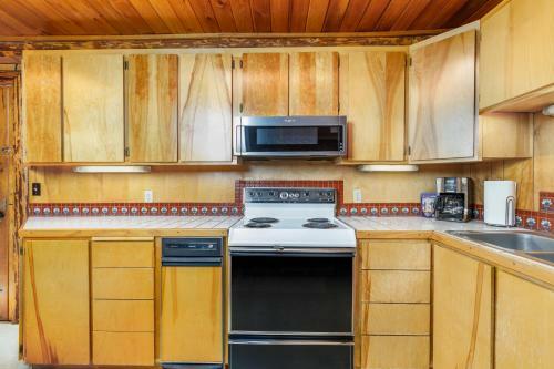 Alpine Meadows Log Cabin