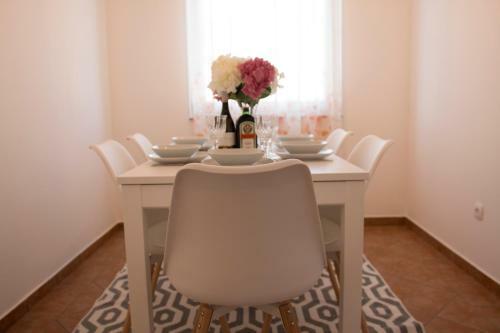 Memories Apartment