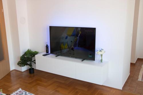 Memories Apartment