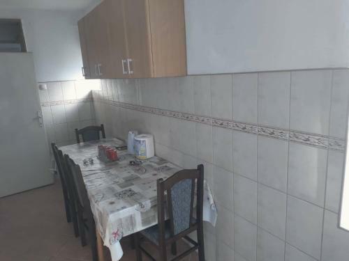 Apartman Vojne