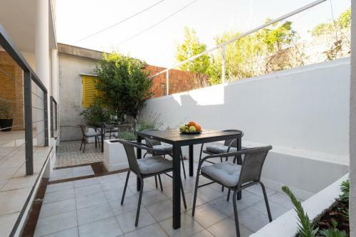 Apartments Malalu