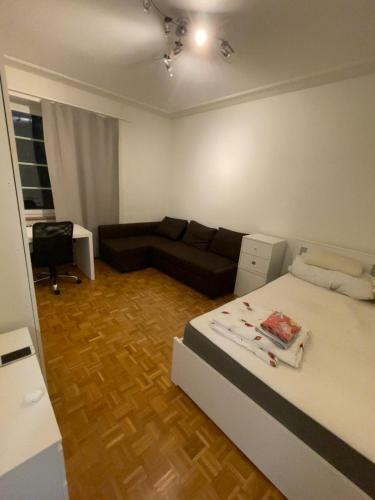 Heart Of Basel , River Side Entire Apartment