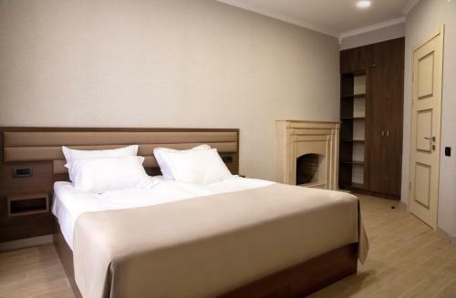 Hostal Hotel Marrone