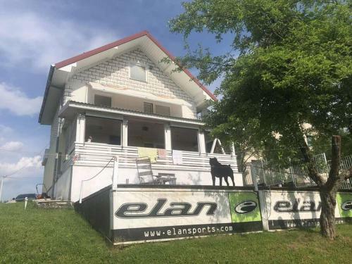 Apartamento Vacation Home Studenski / Ku?a Za Odmor Studenski