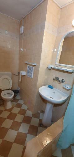 Hostal ???? ?? ????? ?????? 1