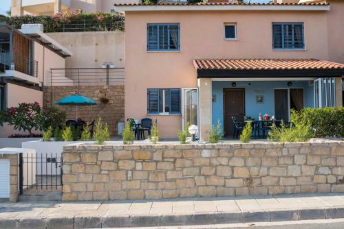 Nerina Sunset E3 A 2-bed Villa With Sea Views