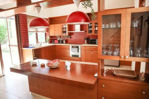 Est�a ? Coral Tree Villa In Kissonerga