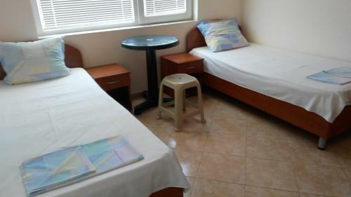 Hostal Levterovi Guest Rooms