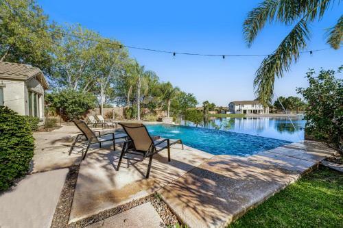 Chandler Charmer - Main House