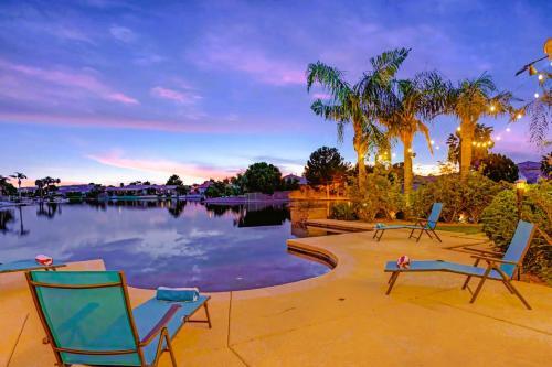 Chandler Charmer - Main House