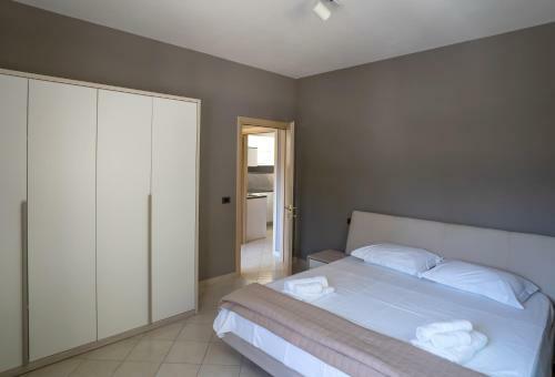 Evergreen Pines Apartment