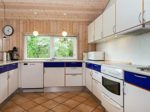 Holiday Home Blokhus Lvi