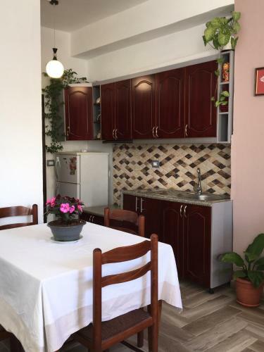 Kreshnik Apartments