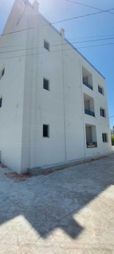 Sunshine Square Apartments