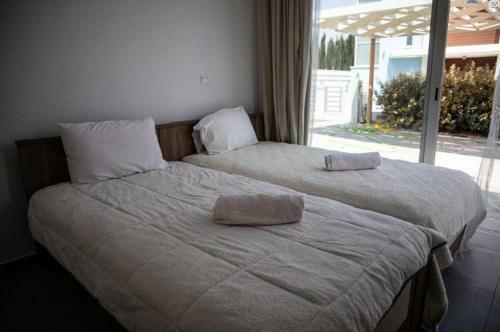 Remarkable 3-bed House In Paralimni
