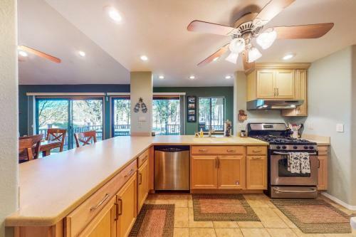 Fabulous Fairway Stay