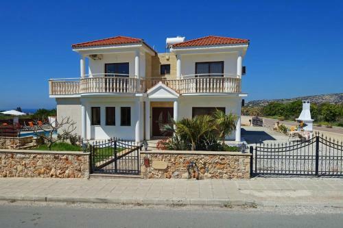 Villa Cypria Maria By Villa Plus