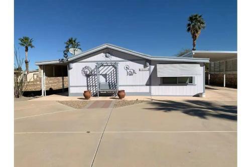 Festive Fortuna Foothills Home