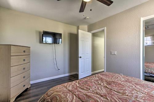 Grand Glendale Abode With Private Pool And Grill!