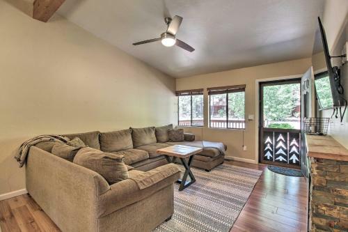 Pinetop Oasis With Private Yard - Pet Friendly!