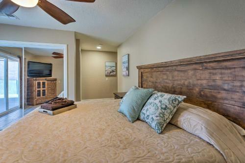 Spacious Home With Bbq, Half Mi To Lake Havasu!