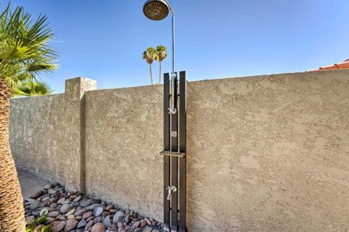 Spacious Home With Bbq, Half Mi To Lake Havasu!
