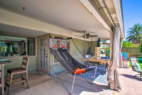 Bright Az Oasis With Fire Pit, Yard And Grill!
