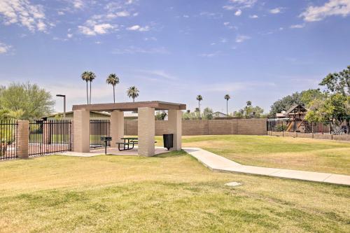 Modern Luxe Mesa Home Patio, Putting Green