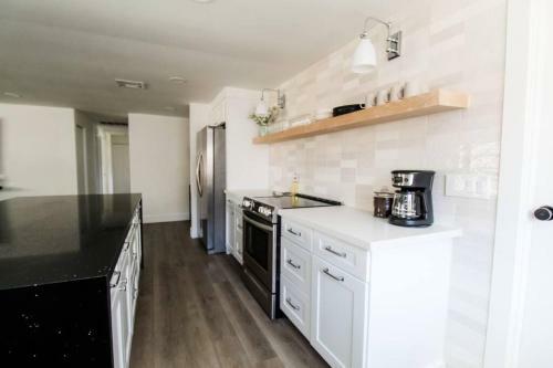 Villa Modern 3/2 Home In Nw Mesa - Close To Everything!