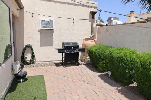Luxury Updated 3-bedroom Home With Pool