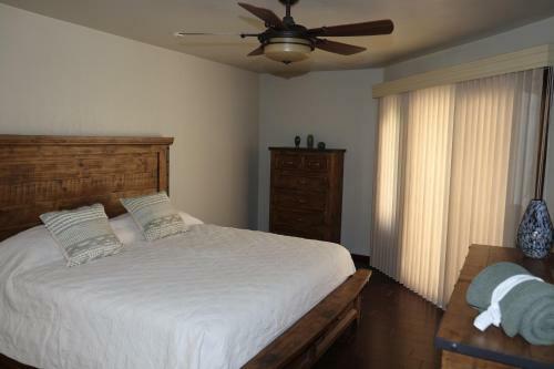 Luxury Updated 3-bedroom Home With Pool
