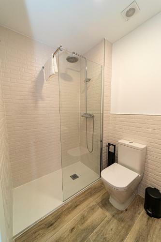 Alima Surf & Hotel