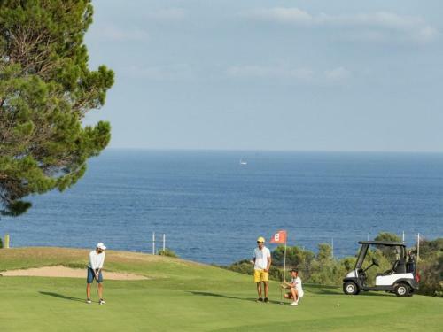 Apartment O5, 262, Cap Esterel