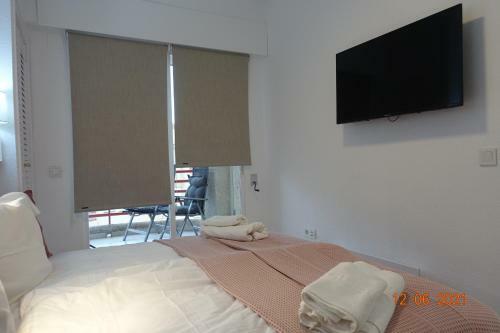 Santa Barbara Apartment - 200 M To The Beach