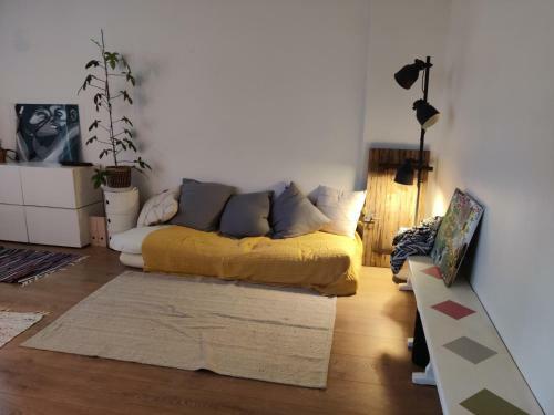 Cozy Apartment In Downtown