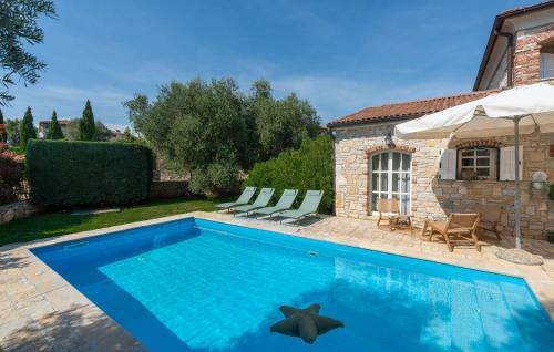 Beautiful Villa Novel