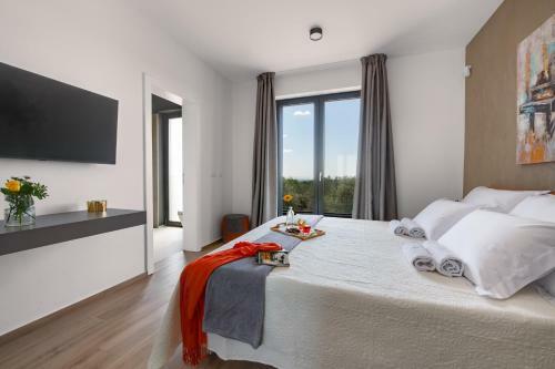 Villa Arestea With Sea View And Wellness