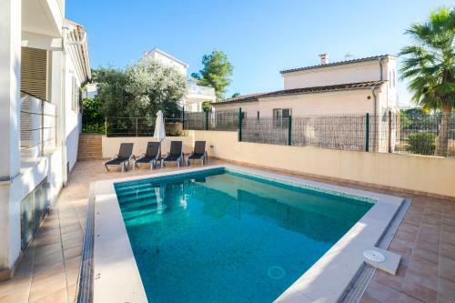 Villa Taur�