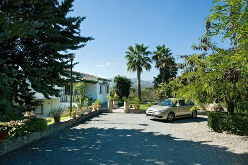 Villa Conxa Bisanyes By Villa Plus