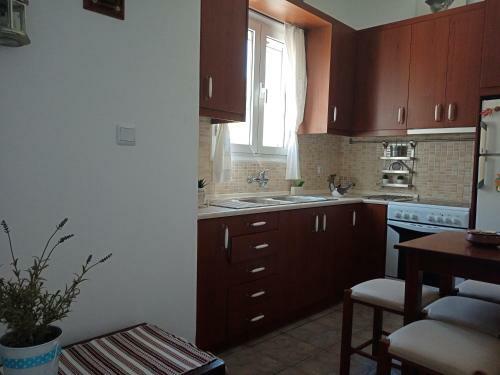 Traditional Art Apartment 3